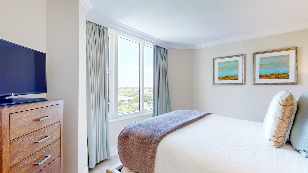 Photo of Bedroom in Marco Island