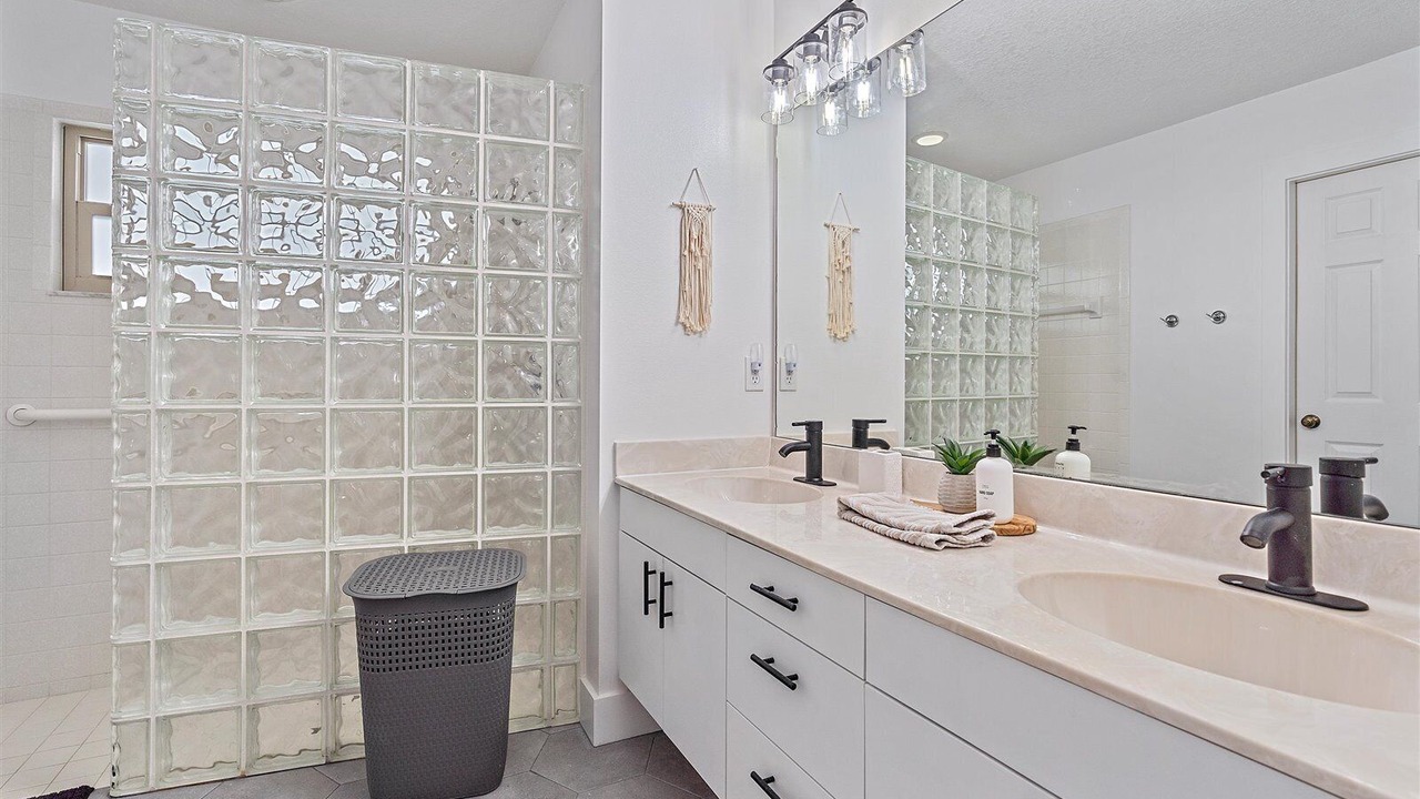 Photo of Bathroom in Southgate