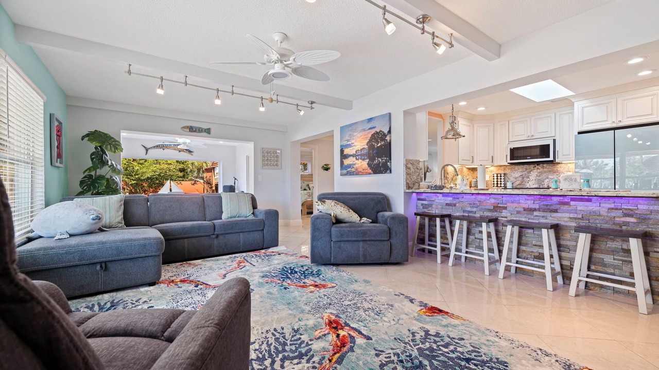 Photo of Livingroom in Anona