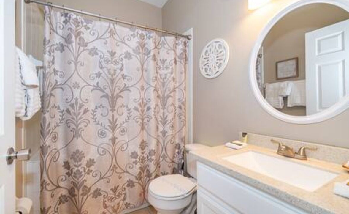 Photo of Bathroom in Esprit