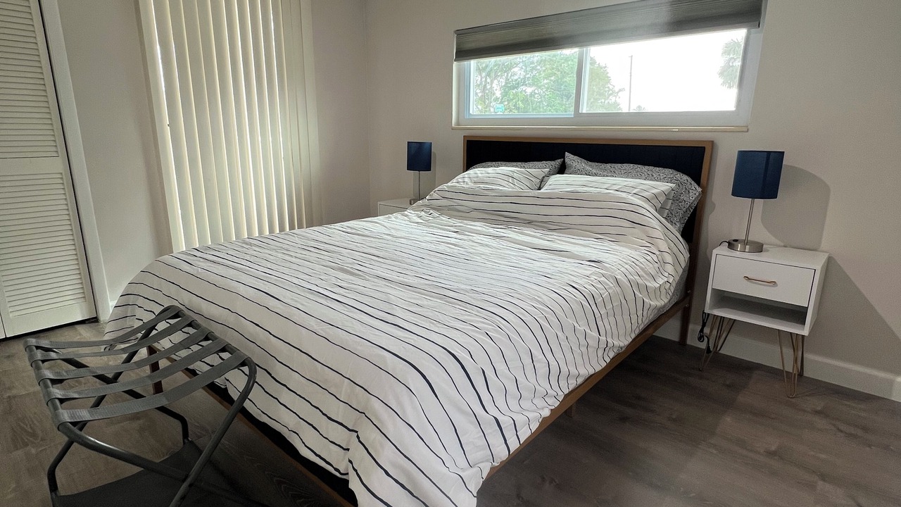 Photo of Bedroom in Edgewater