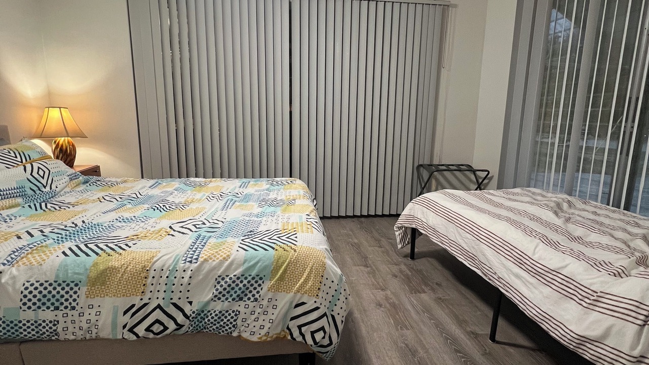 Photo of Bedroom in Edgewater