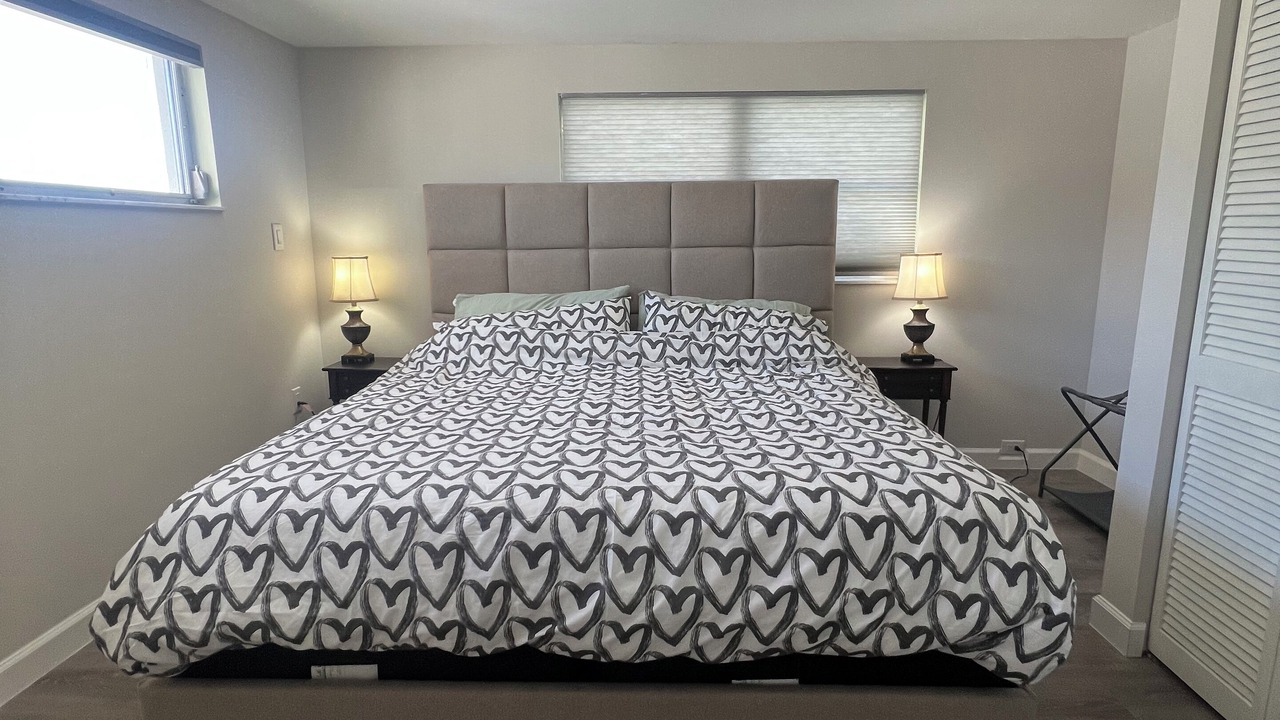 Photo of Bedroom in Edgewater