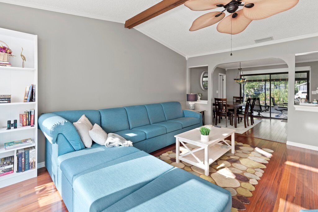 Photo of Bedroom in Weeki Wachee Gardens