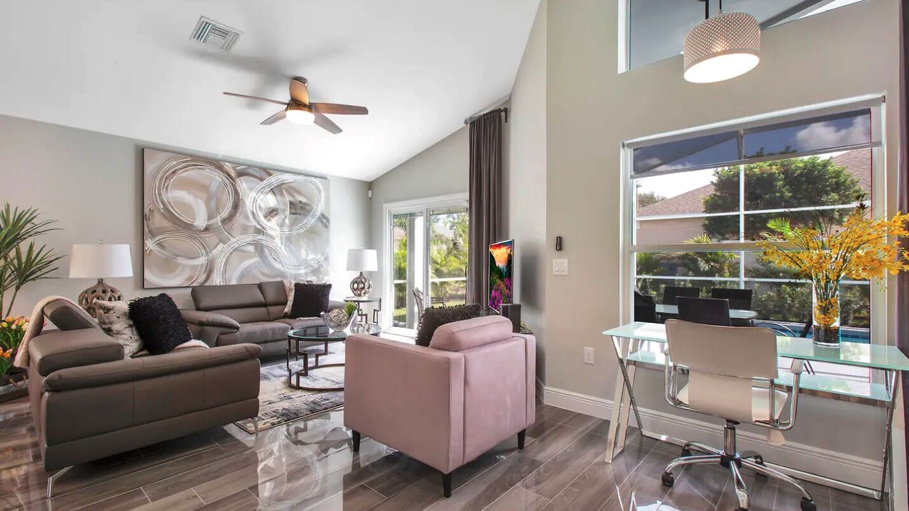 Photo of Livingroom in Haines City