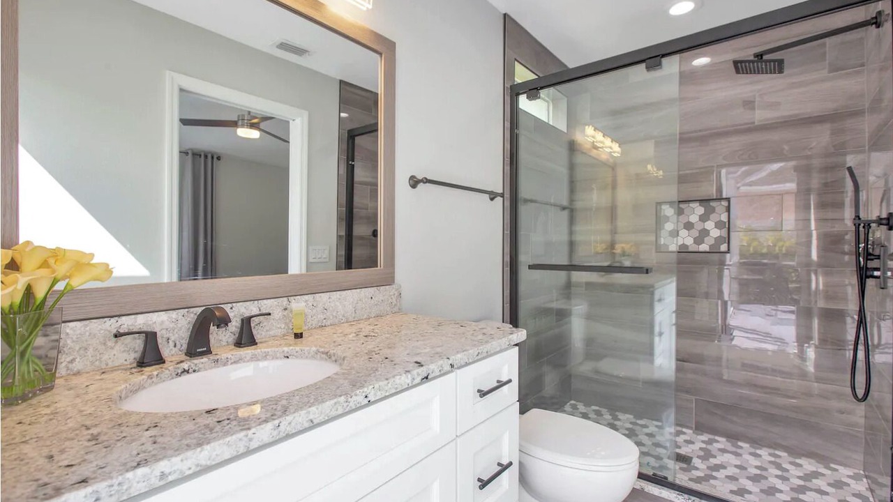 Photo of Bathroom in Haines City