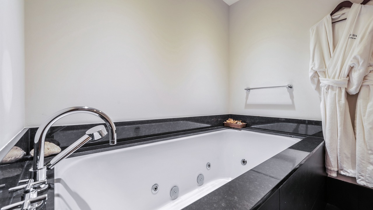 Photo of Bathroom in City Center