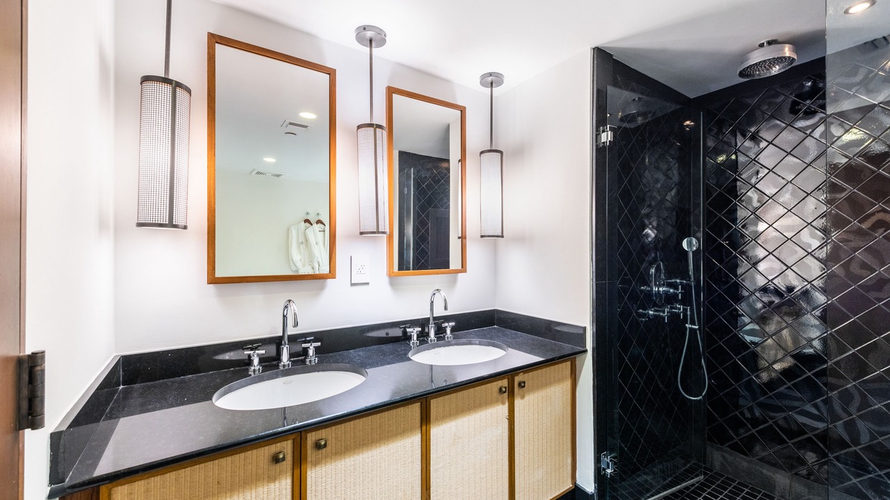 Photo of Bathroom in City Center
