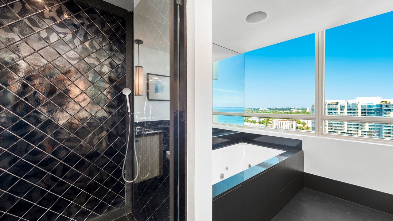 Photo of Bathroom in City Center
