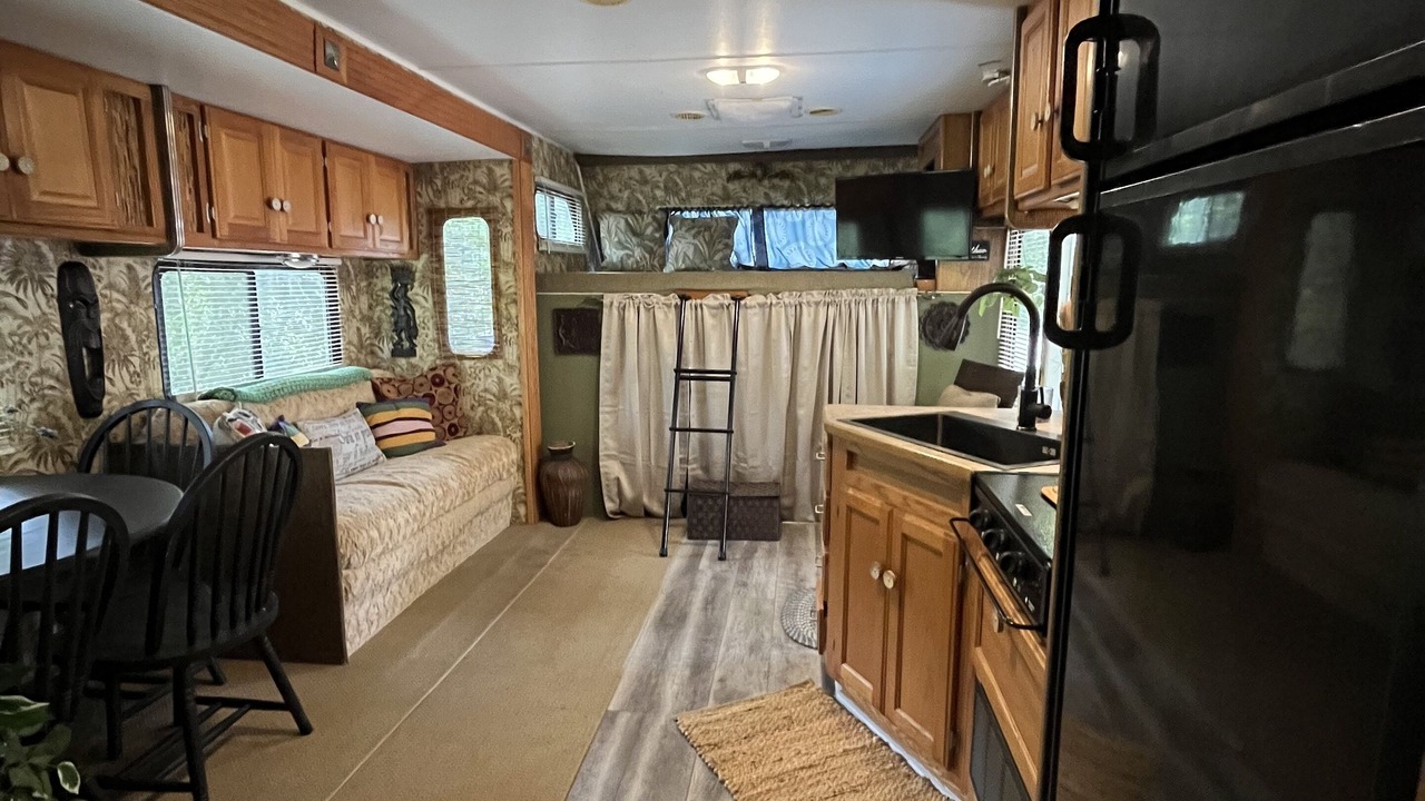 Photo of Livingroom in Ridge Manor