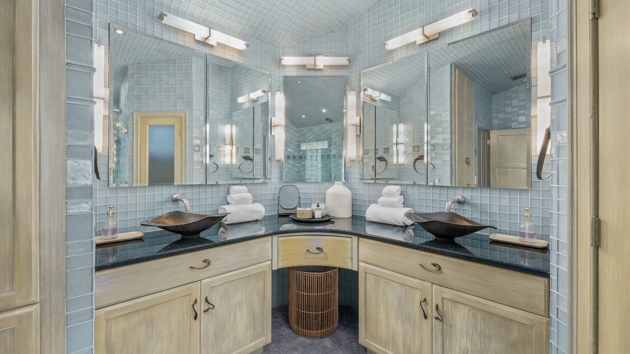 Photo of Bathroom in Jacksonville Beach