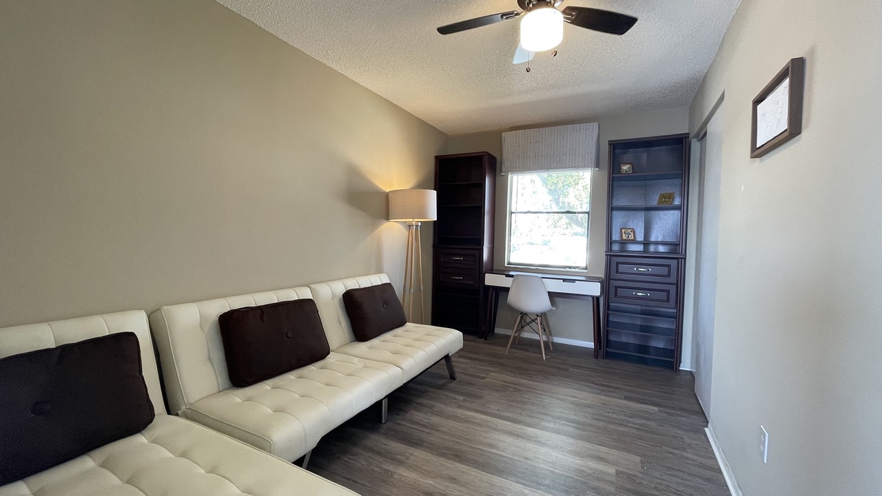 Photo of Livingroom in Map Of Hudson