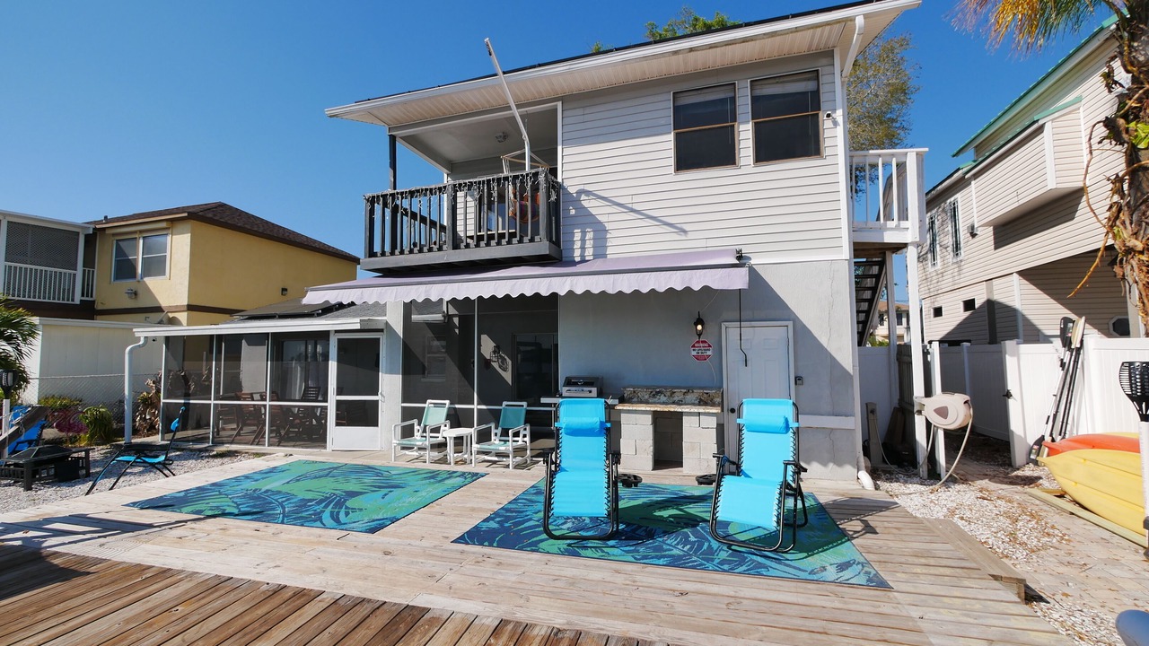 Photo of Patio Balcony in Map Of Hudson