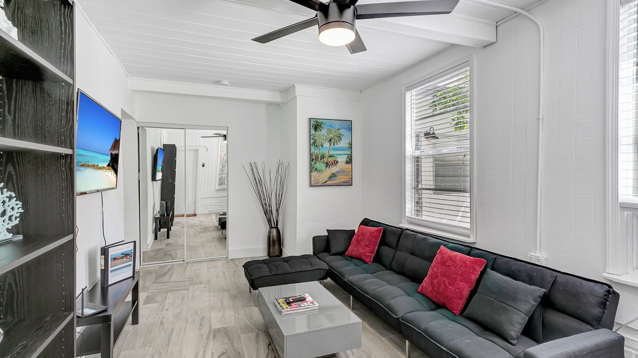 Photo of Livingroom in Pineapple Grove Arts District