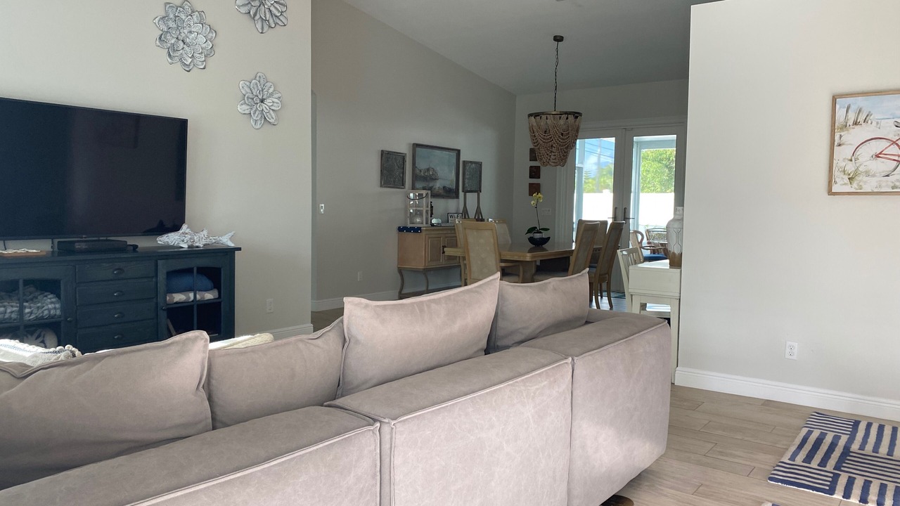 Photo of Livingroom in Jupiter