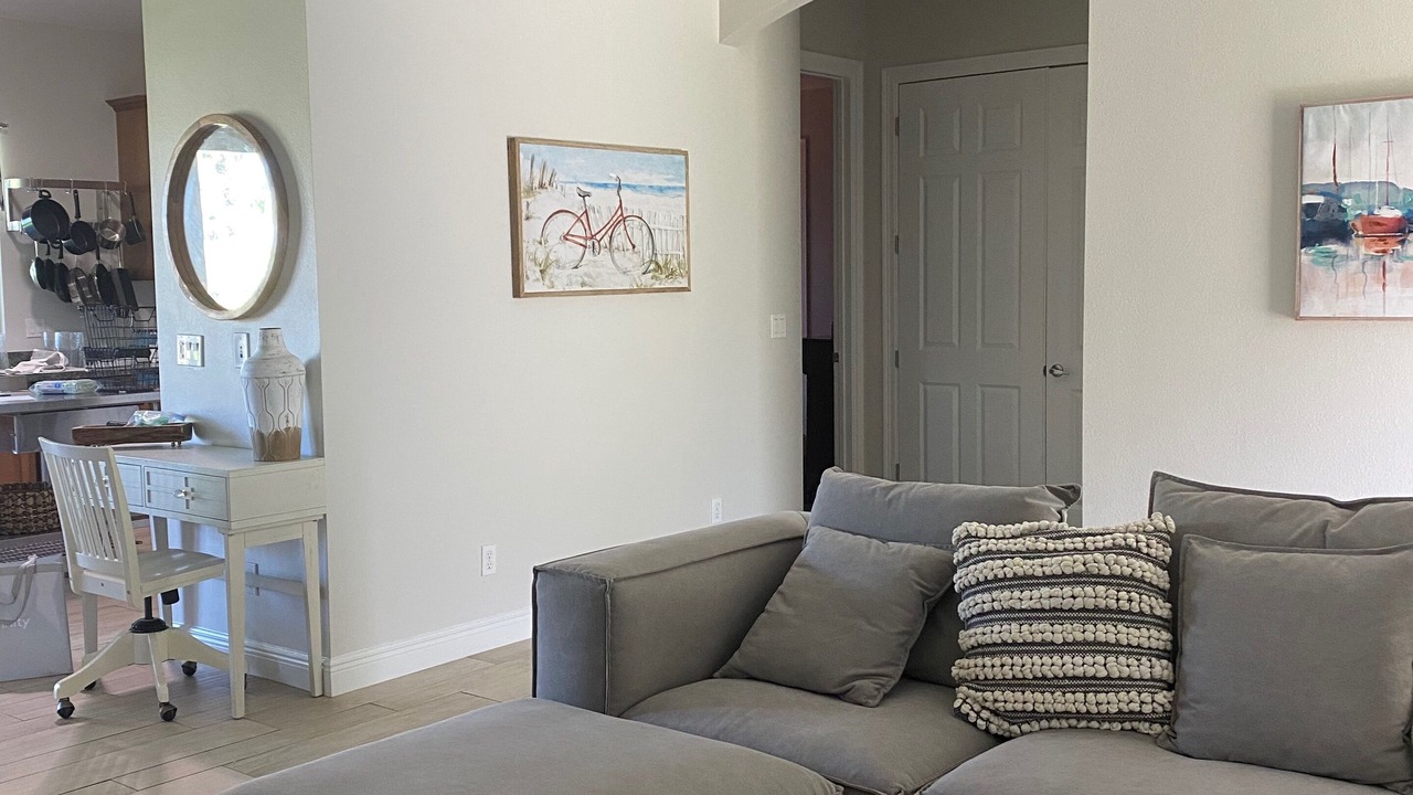 Photo of Livingroom in Jupiter