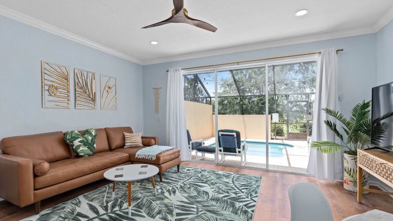 Photo of Livingroom in Windsor Hills