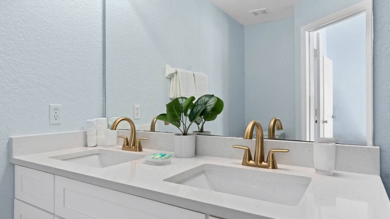 Photo of Bathroom in Windsor Hills