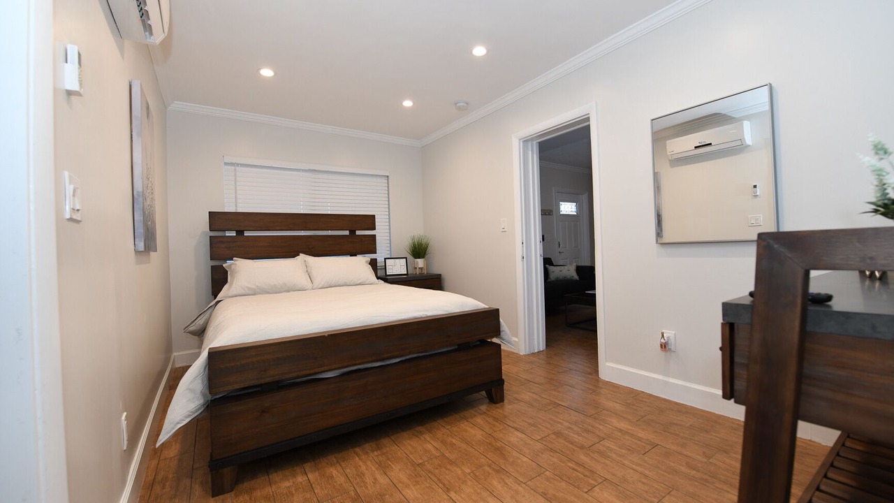 Photo of Bedroom in North Andrews Gardens