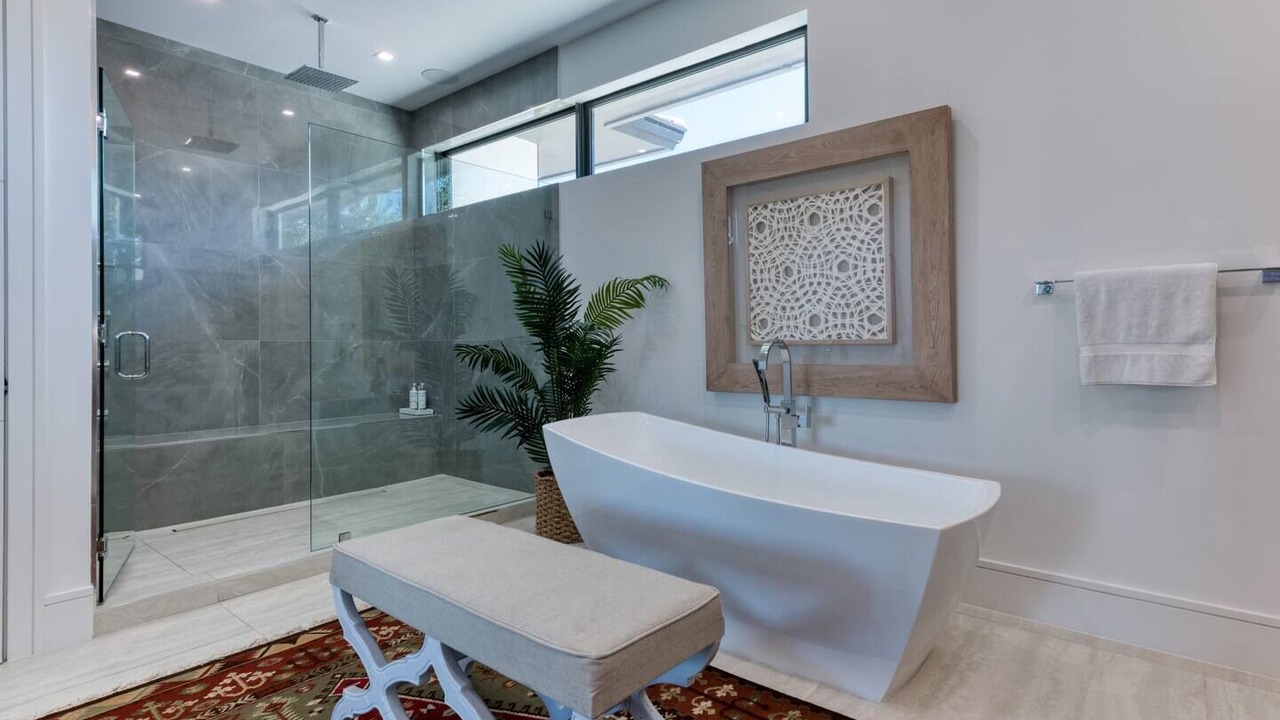Photo of Bathroom in Lake Ida Shores