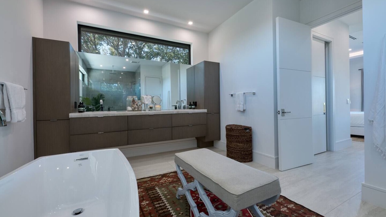 Photo of Bathroom in Lake Ida Shores