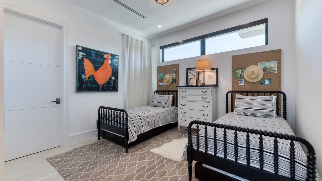 Photo of Bedroom in Lake Ida Shores
