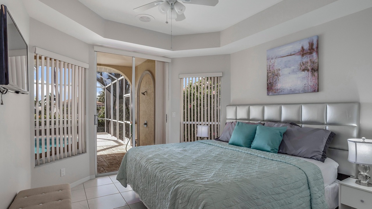 Photo of Bedroom in Pelican