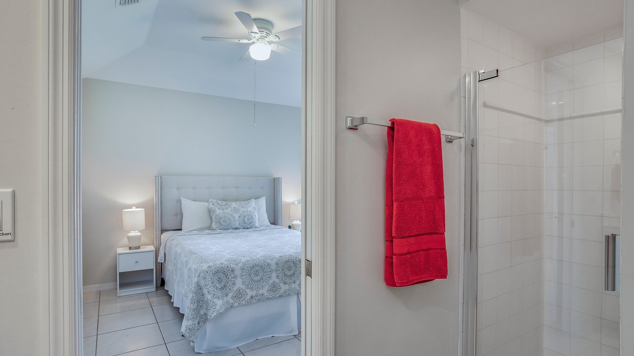 Photo of Bathroom in Pelican