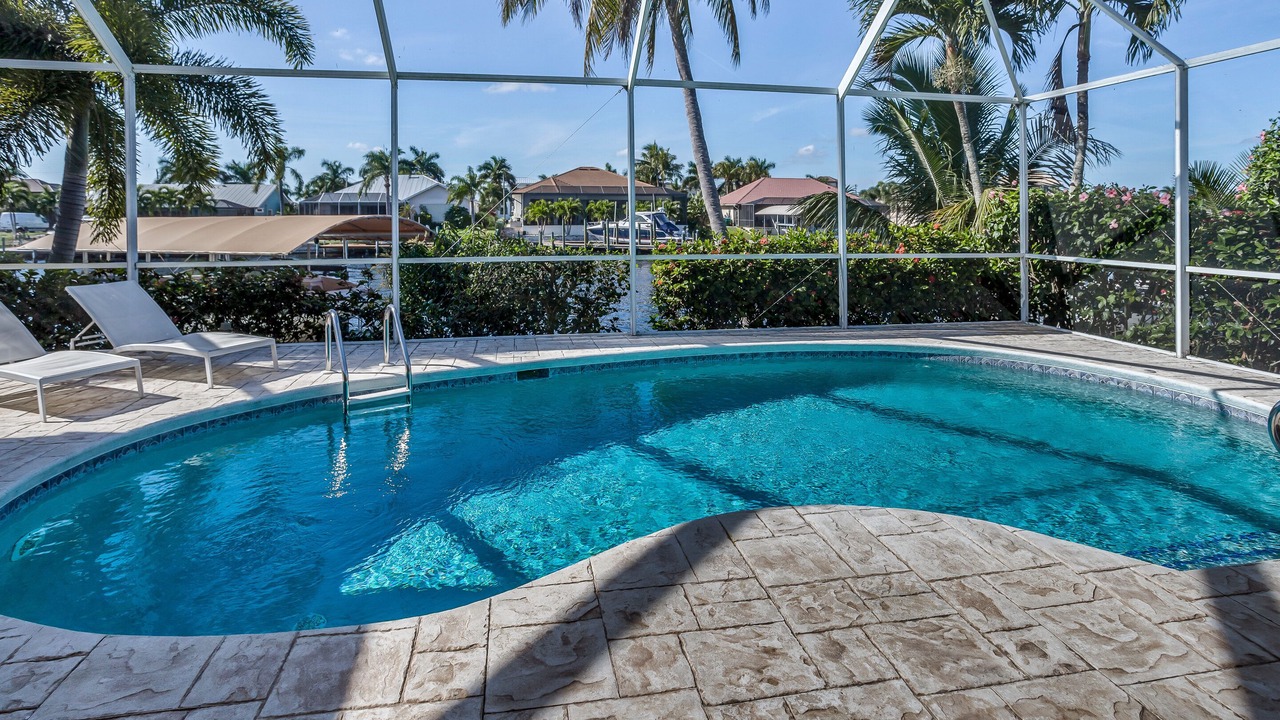 Photo of Outdoor in Pelican