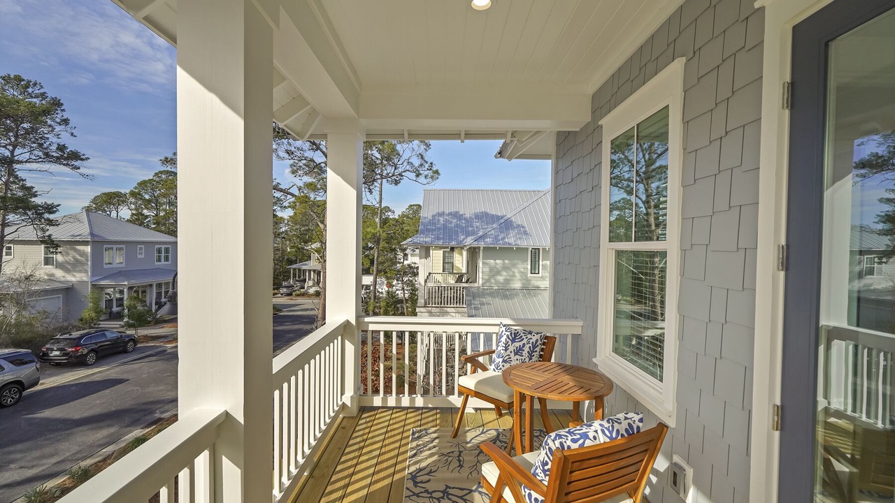 Photo of Patio Balcony in Lakeside at Blue Mountain Beach