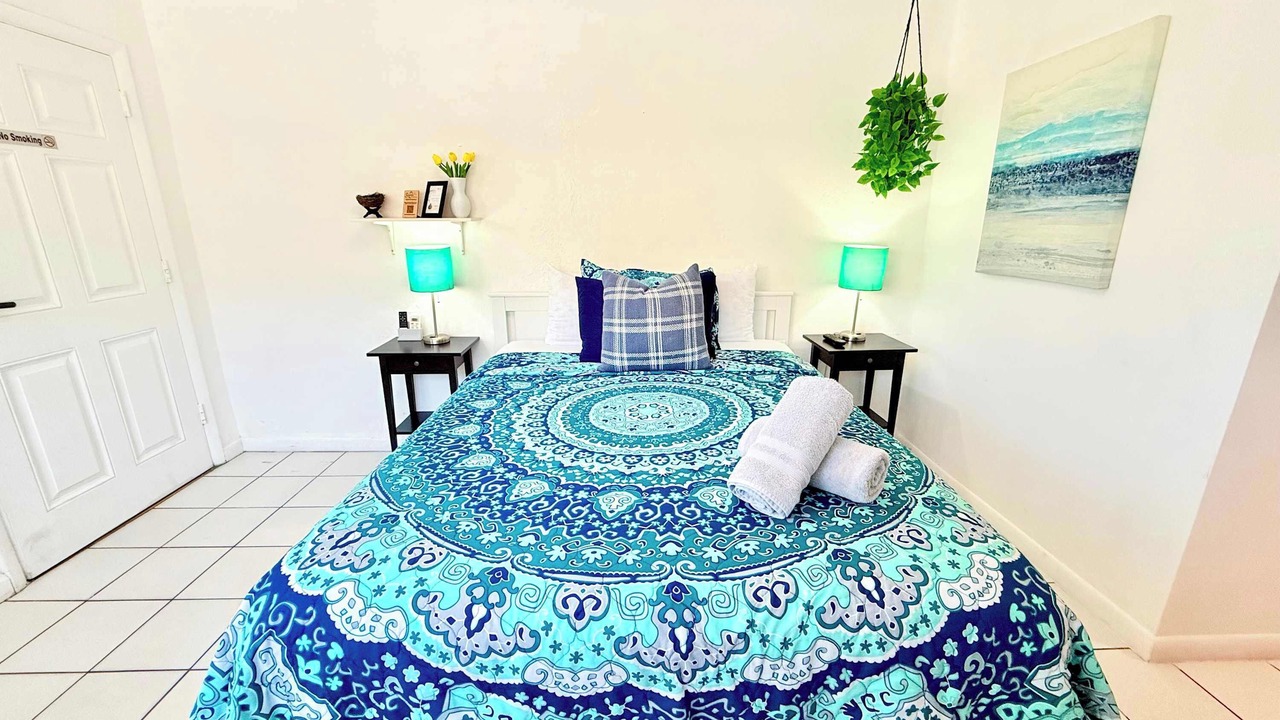 Photo of Bedroom in Hollywood South Central Beach