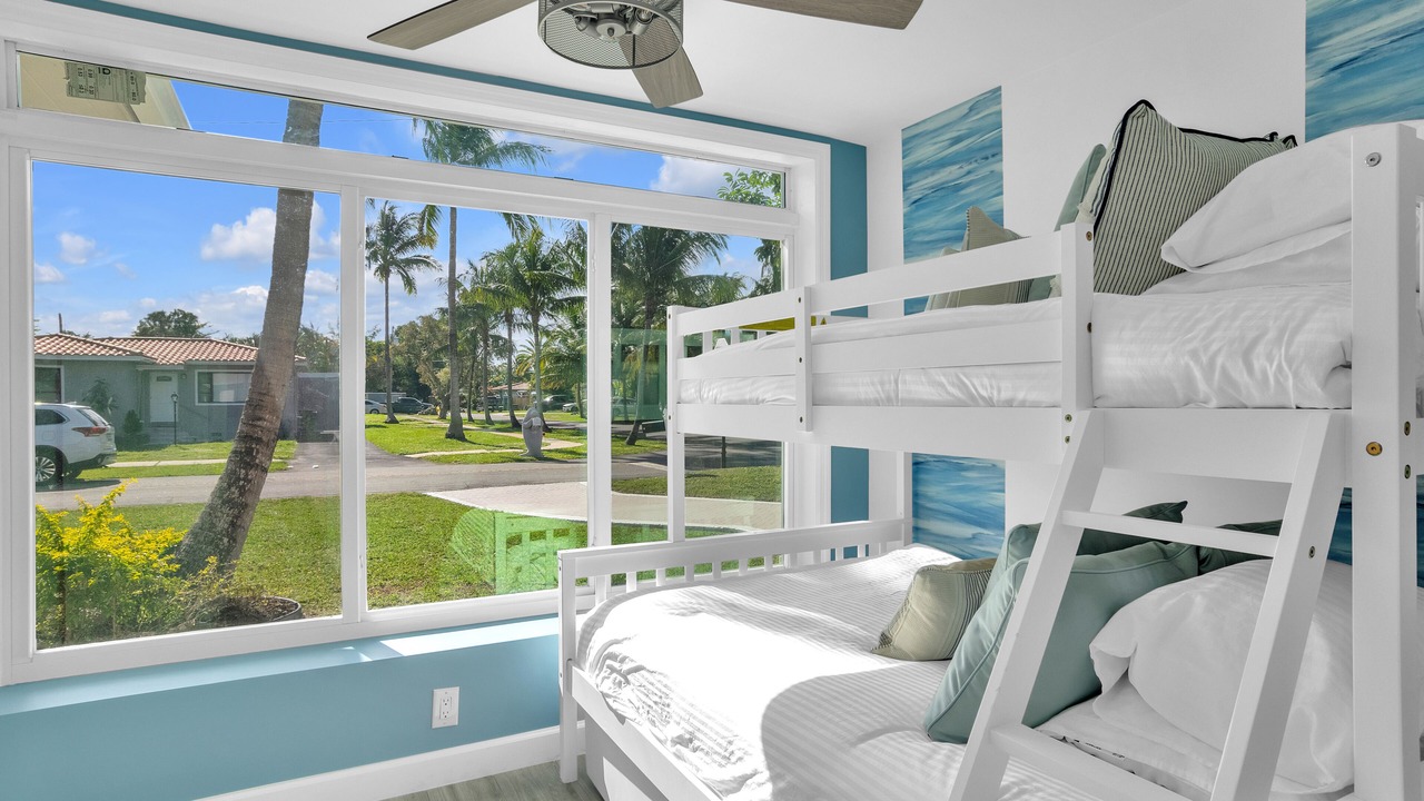 Photo of Bedroom in Melaleuca Gardens