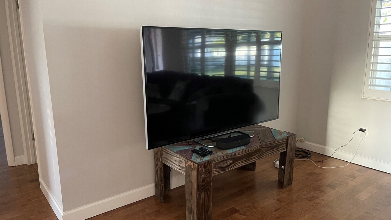 Photo of Livingroom in Shore Acre Heights