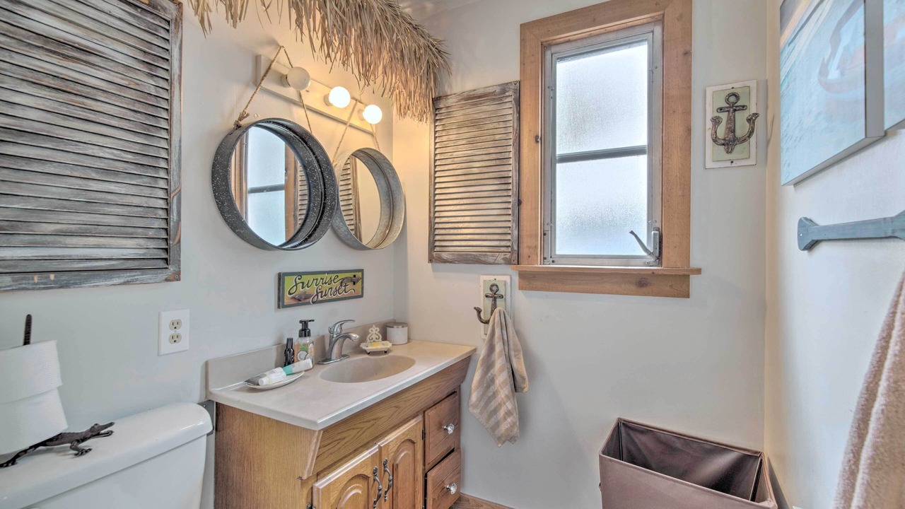 Photo of Bathroom in Bushnell