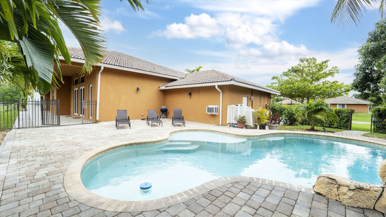 Photo of Outdoor in Southwest Ranches