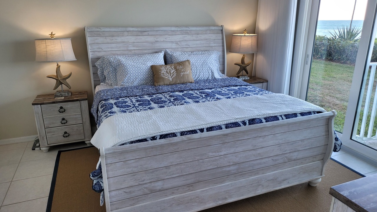 Photo of Bedroom in Tropic
