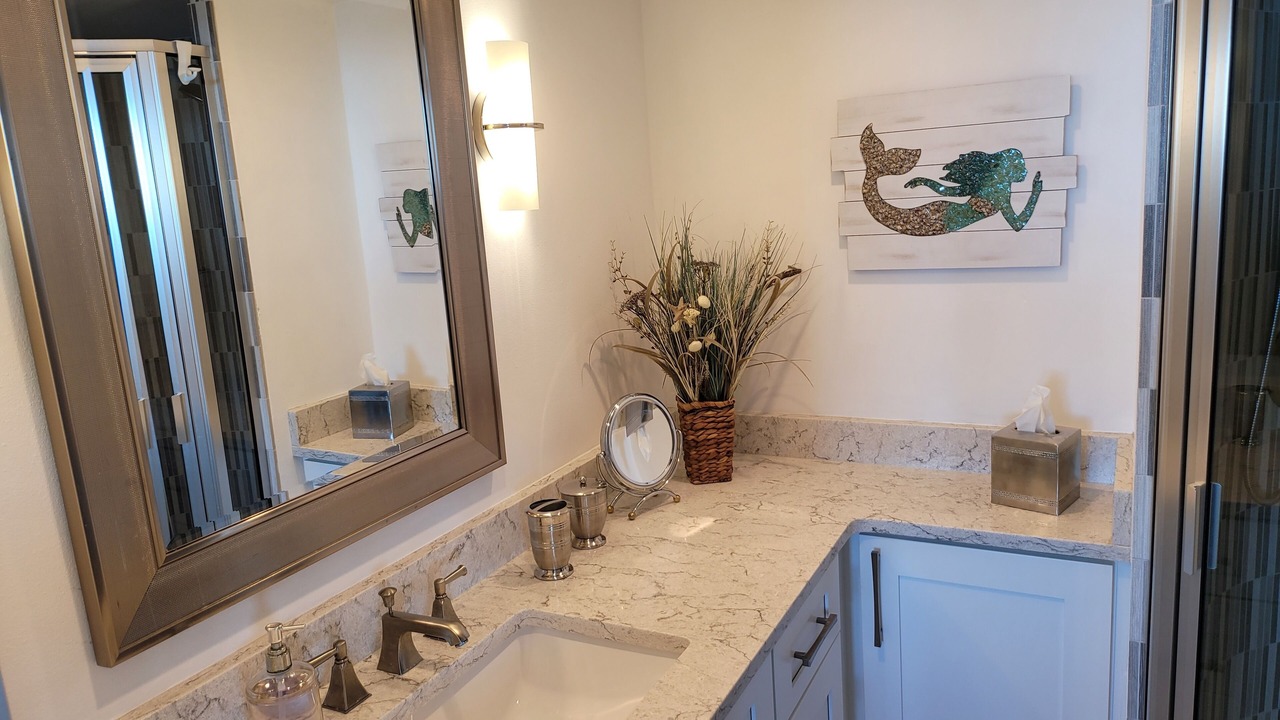 Photo of Bathroom in Tropic