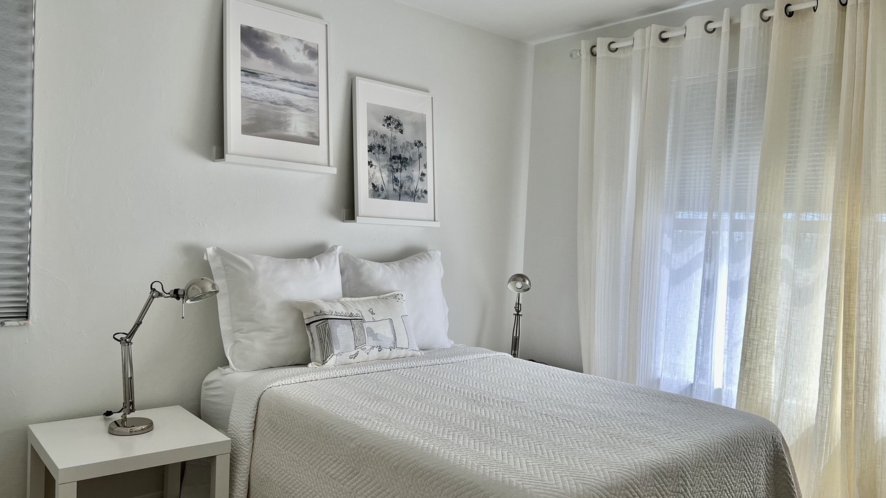 Photo of Bedroom in Palm River Estates