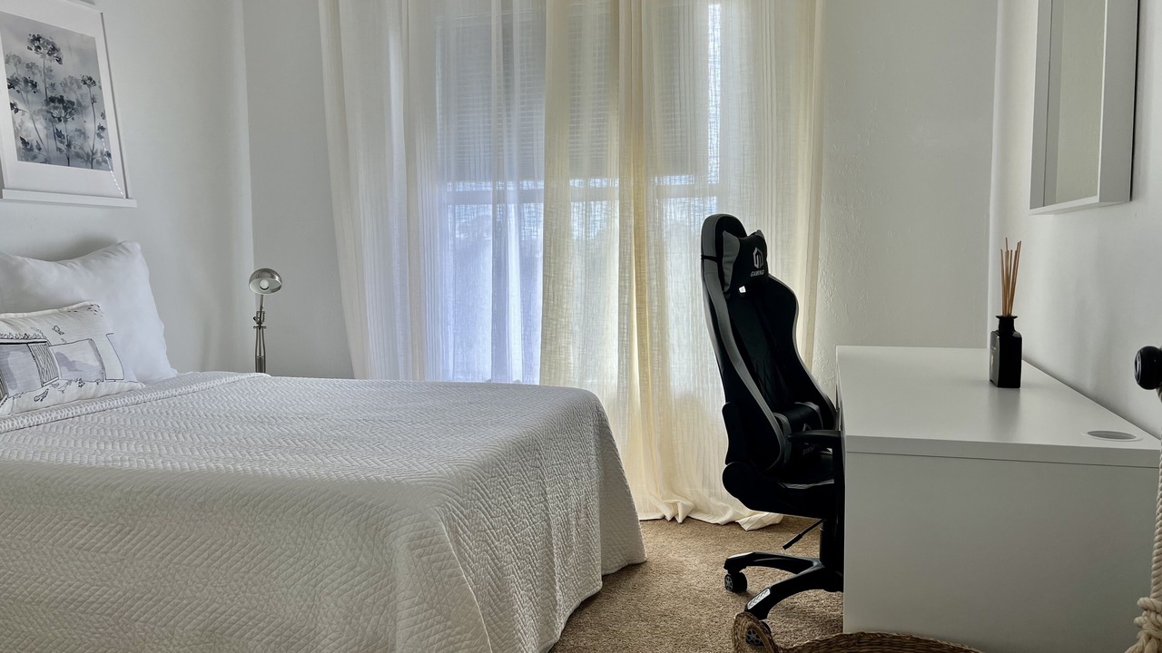 Photo of Bedroom in Palm River Estates