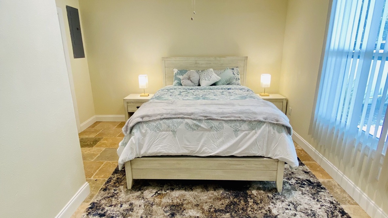 Photo of Bedroom in Bayou Oaks