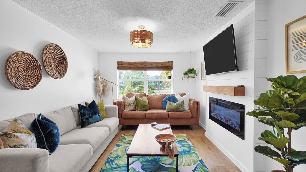 Photo of Livingroom in Jacksonville Beach