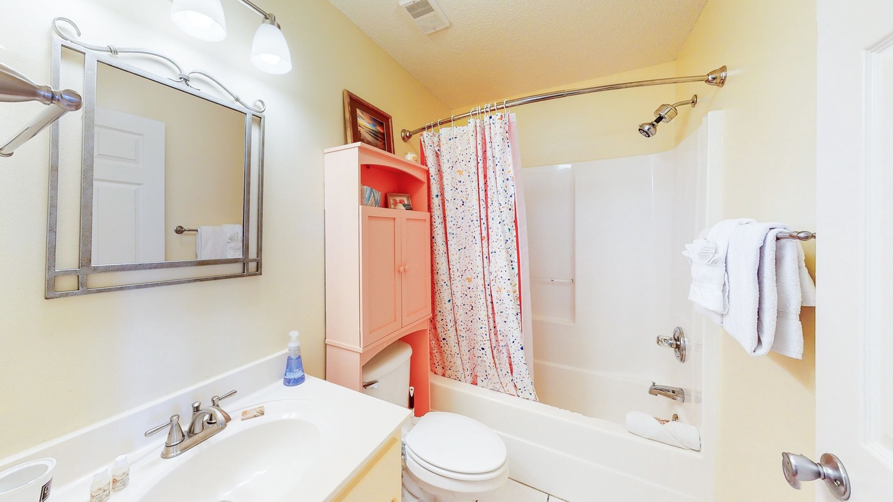 Photo of Bathroom in Navarre Beach
