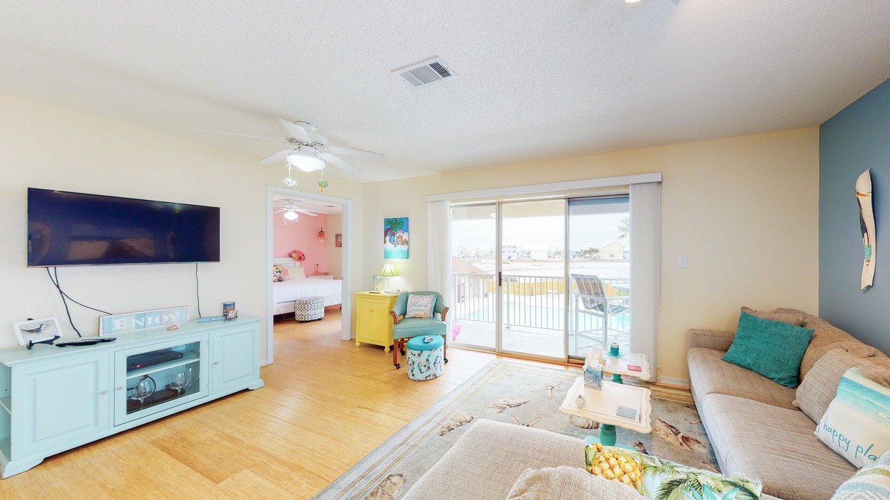 Photo of Bedroom in Navarre Beach