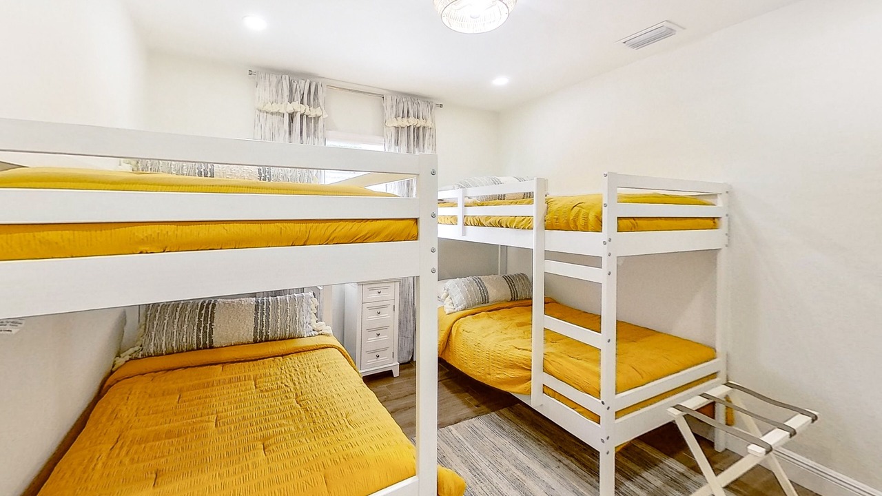 Photo of Bedroom in Central Naples