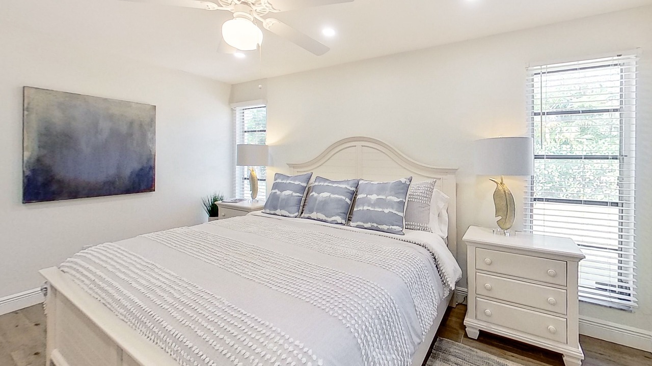 Photo of Bedroom in Central Naples
