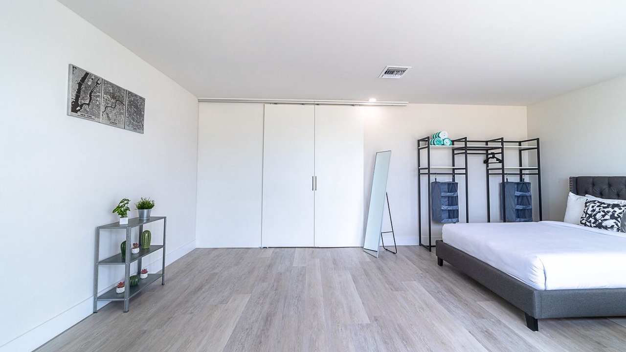 Photo of Bedroom in Ojus