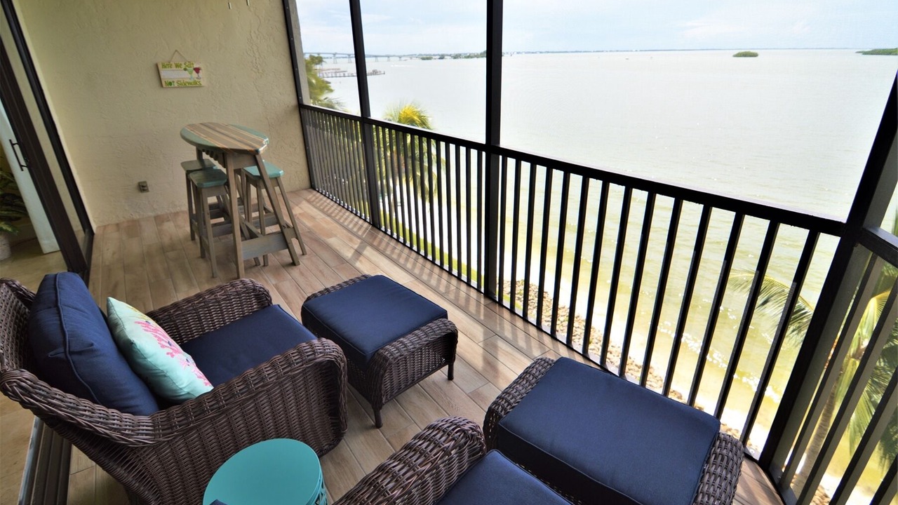 Photo of Patio Balcony in Punta Rassa