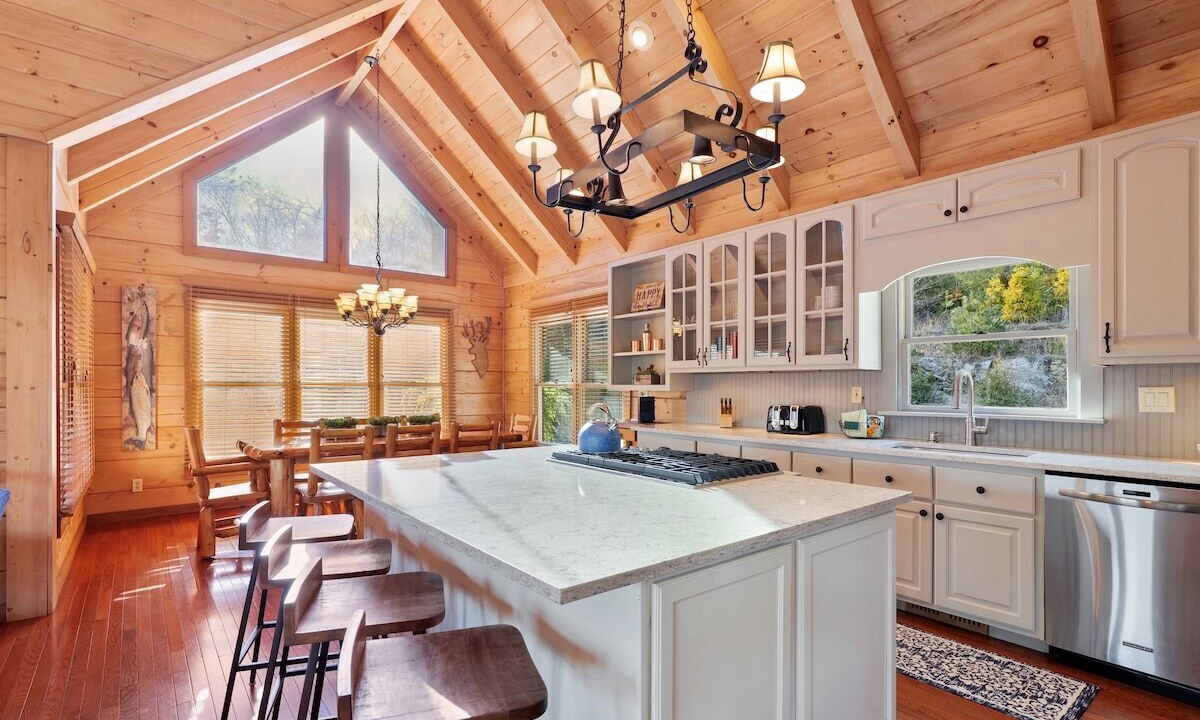 Photo of Kitchen in Cherry Log