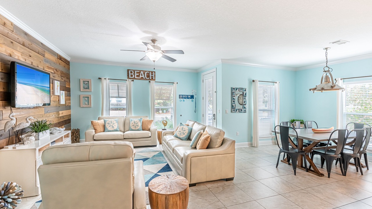 Photo of Livingroom in Villages of Crystal Beach