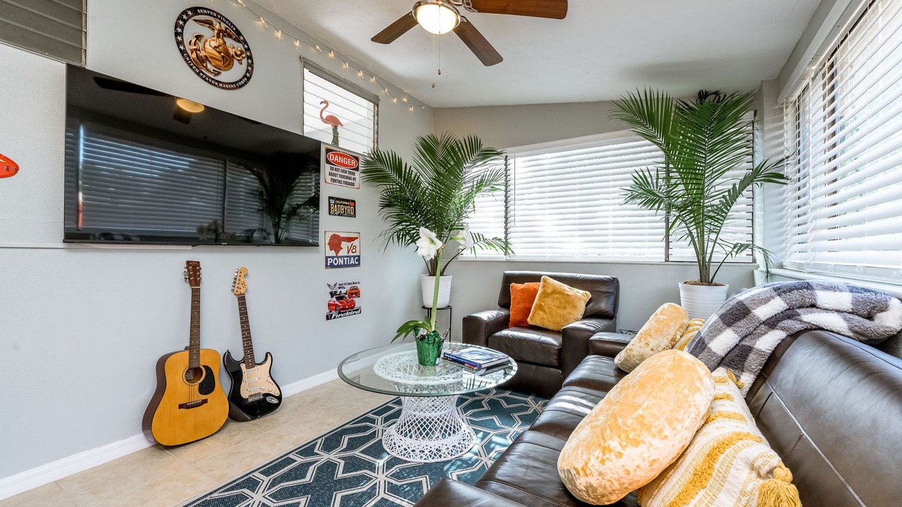 Photo of Livingroom in Kingston